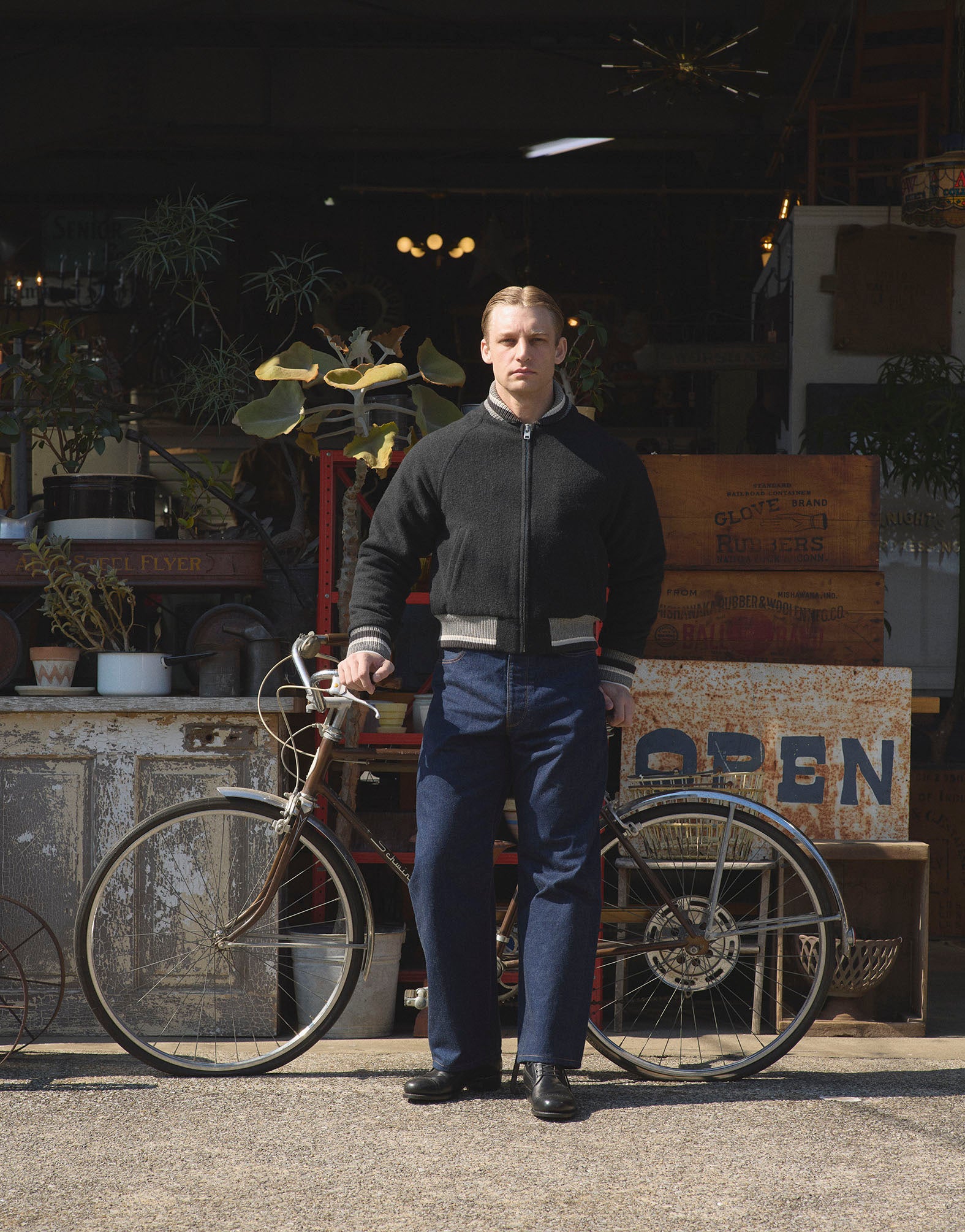 G&F Co. - CLUB JACKET _ INK BLACK