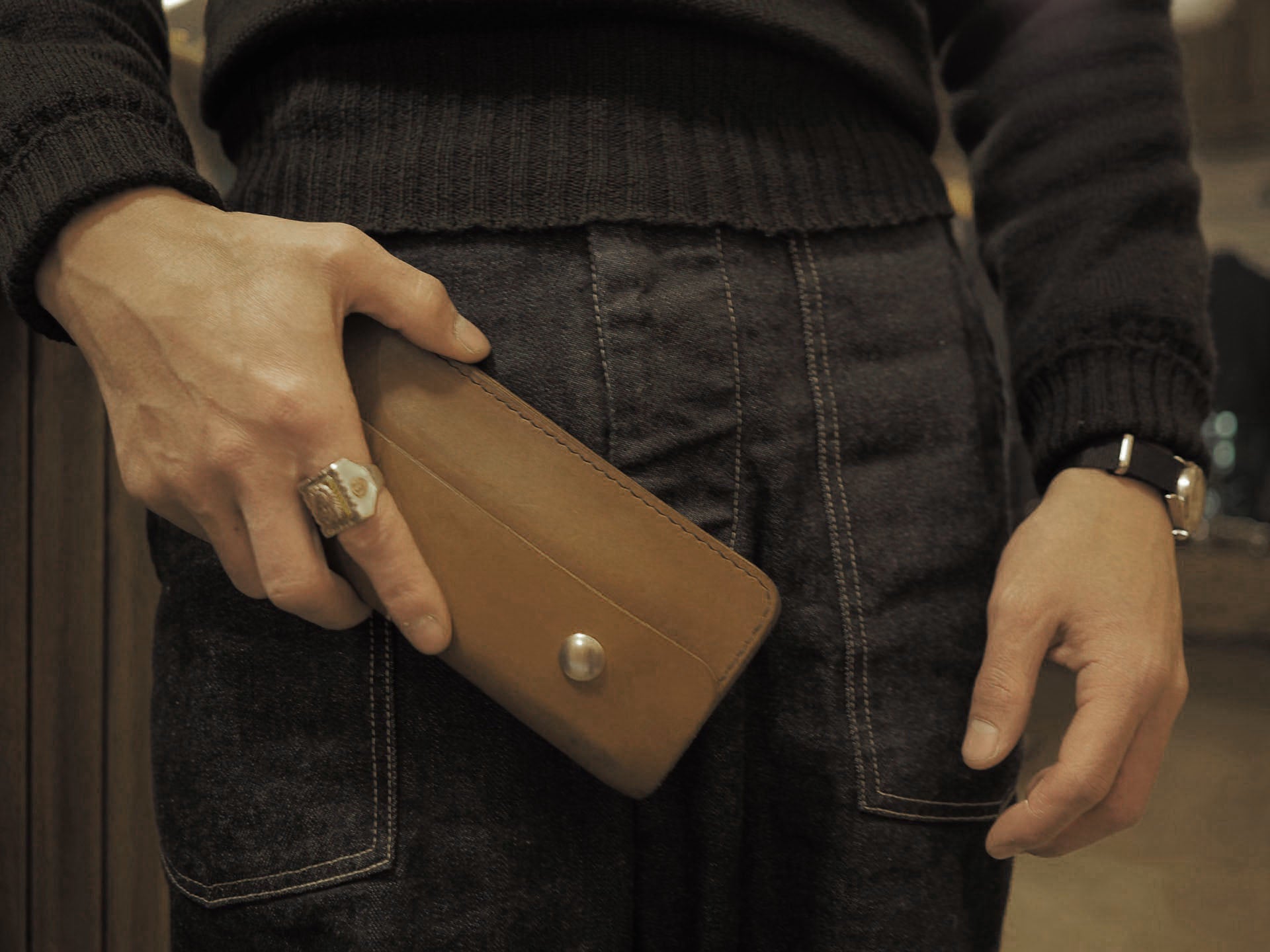 BITTERS ORIGINAL - TRACKER WALLET “CLARK”_ BROWN – BITTERS STORE